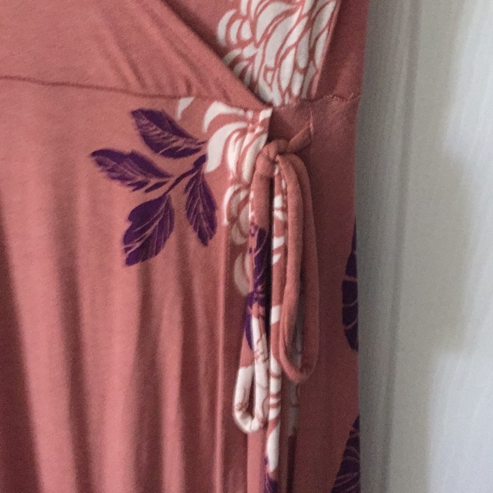 Pretty lightweight maxi - Picture 3 of 4